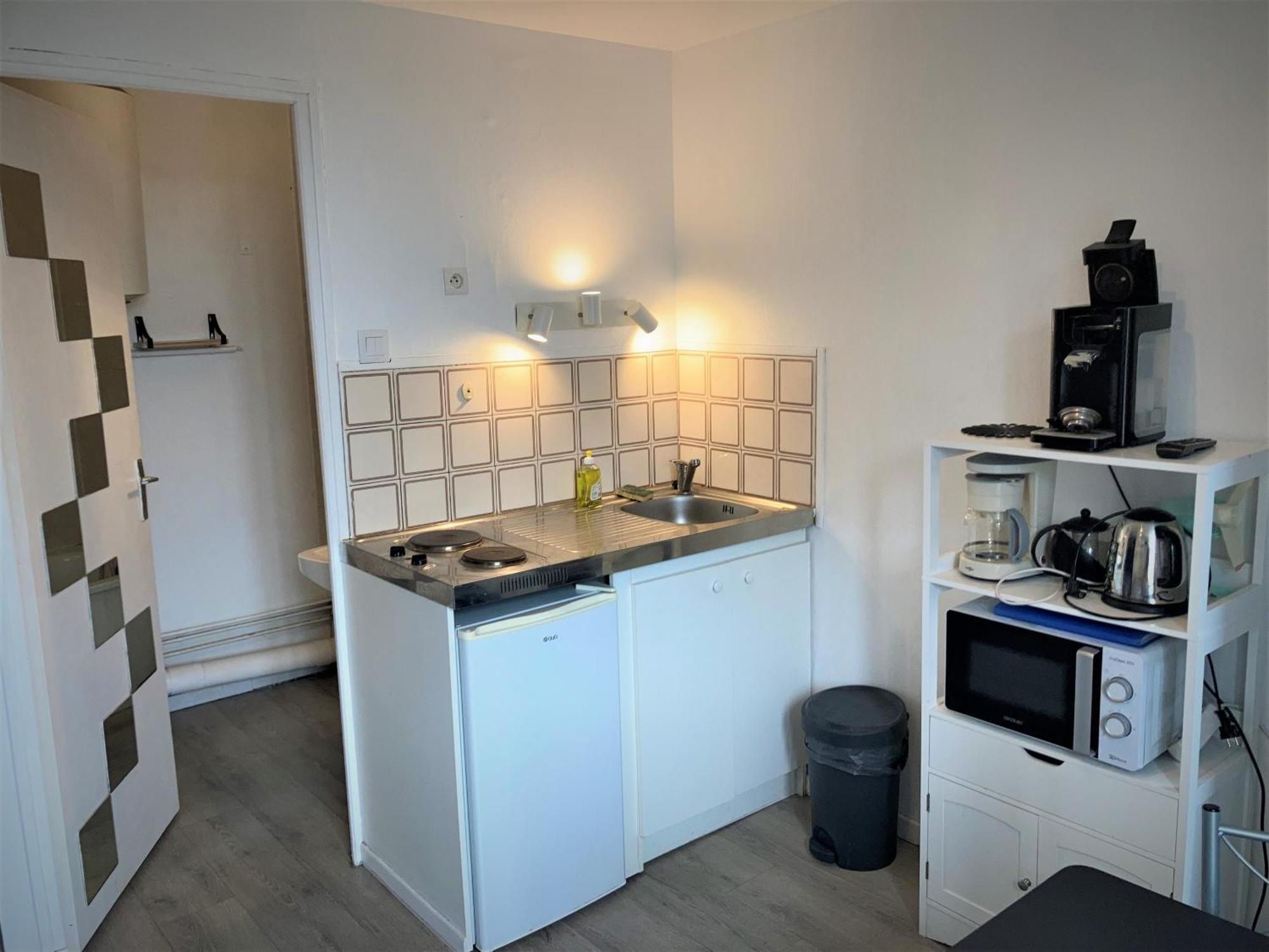 Studio Calme A Valadon Apartment Limoges Bagian luar foto